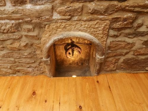 1 Chews Cottage Image 3