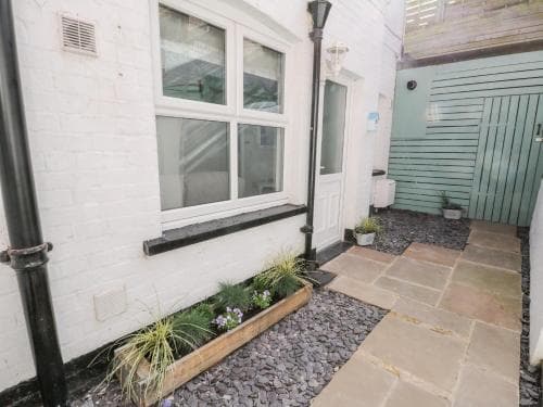 Seaglass Cottage Image 3