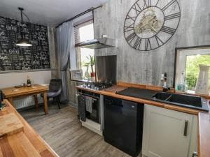 Heights View Image 2