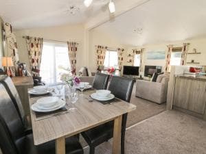 Two Little Ducks Image 2