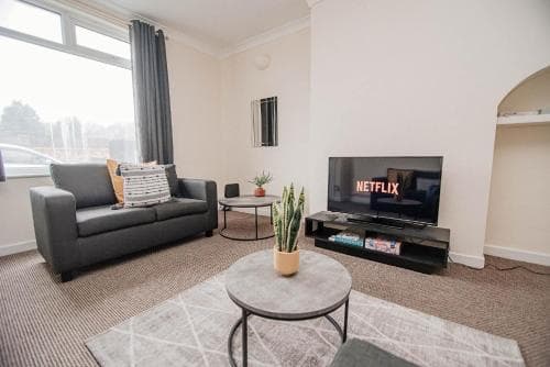 K Suites - Arthur Street Doncaster Image 3