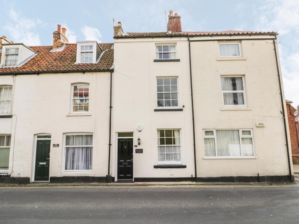 Hartwood Cottage, Scarborough Image 1