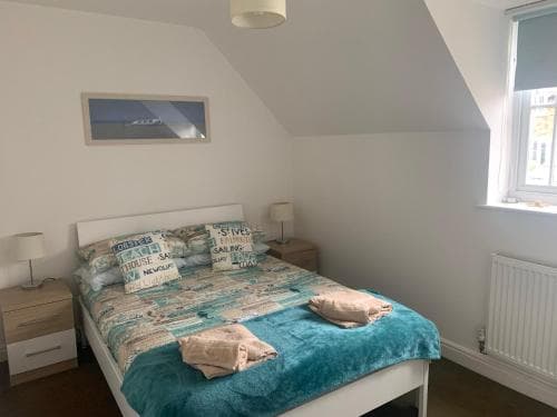 Dream Weaver 2 Bedroomed cottage on The Bay, Filey with on-site gym and swimming pool Image 3