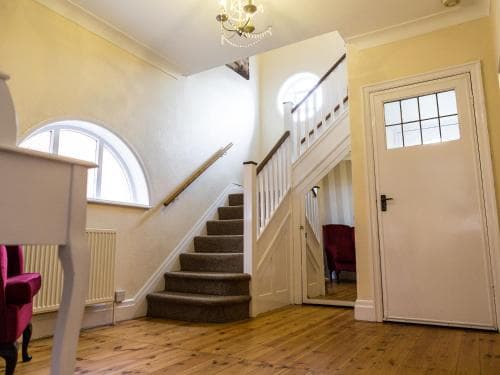 12 Holbeck Avenue Image 2