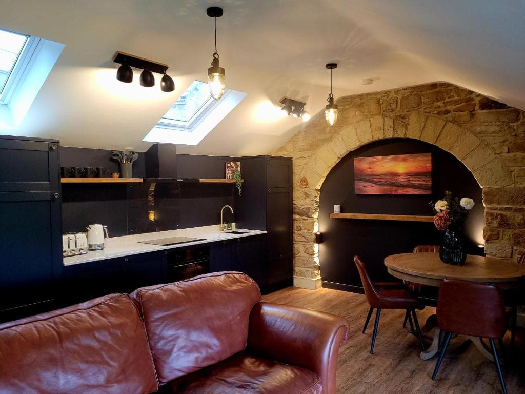 Underhill Coach House Image 3