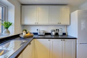 Kist Accommodates - Duck Hill Cottage Image 2