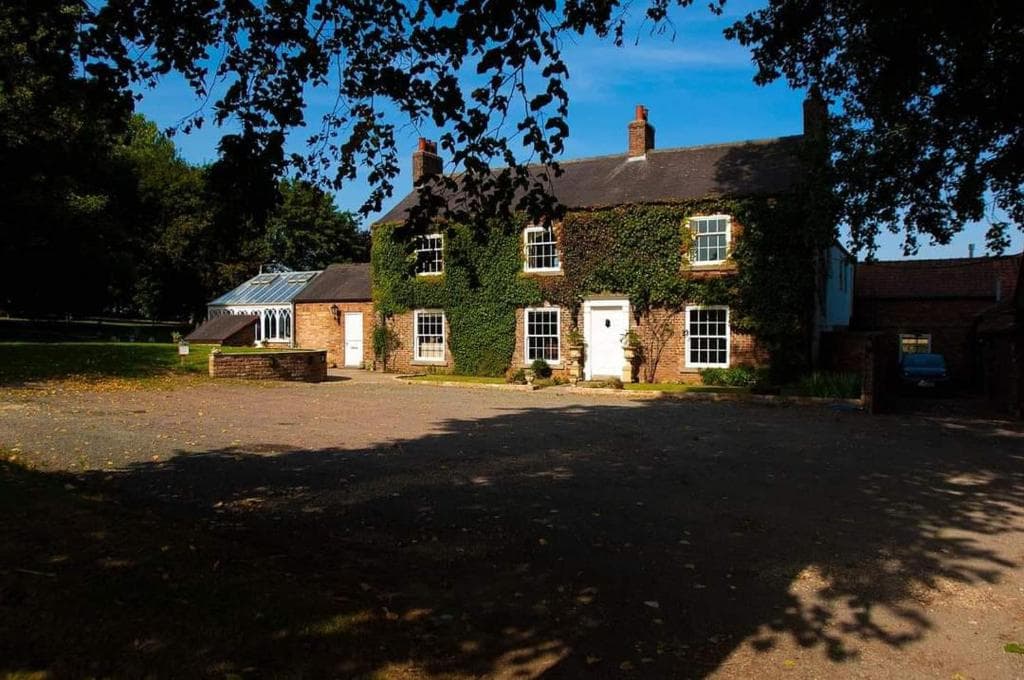 Burtree Country House and Retreat Tipi Image 4