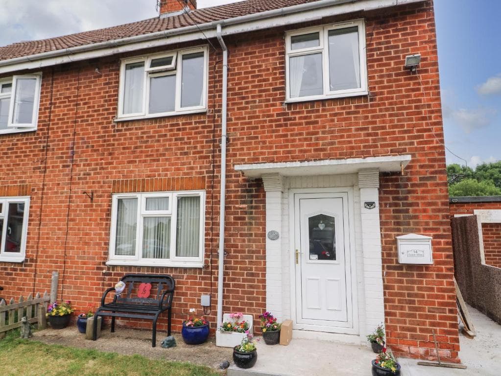 The Auction House Image 1