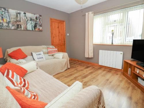 The Auction House Image 3