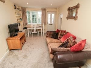 46 Potter Hill Image 2