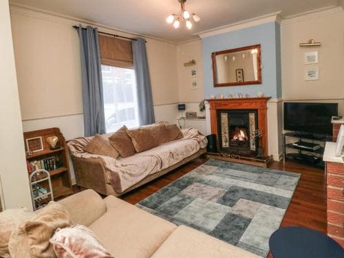 Smoked Kipper Cottage Image 3