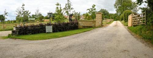 Grouse Lodge A Fabulous Farm Stay Private Hot Tub Image 3