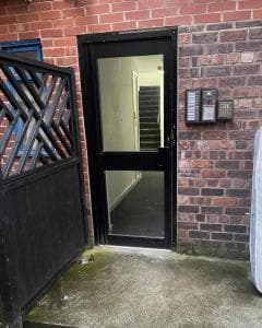 Valee living, Dewsbury One Bedroom, Leeds Image 4