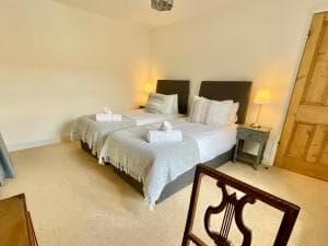 The Annex - central Helmsley with parking Image 2