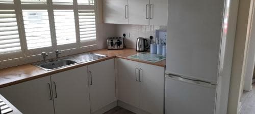 Stunning two storey spacious chalet Image 3