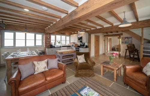 Pass the Keys Habton House Garden Cottage Image 6