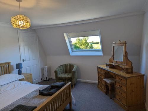 Coach House Cottage Image 3