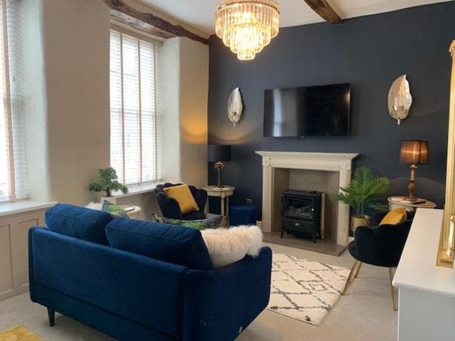 Wisteria Apartment Image 1