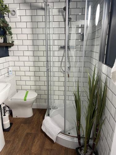 The Clock Tower Skipton High Street. Nothing Average Here! Image 3