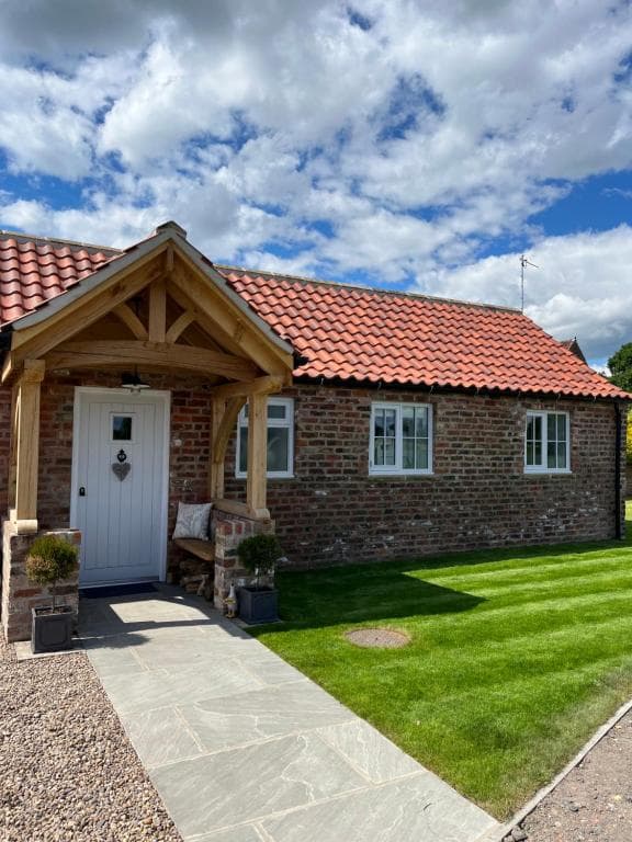 The Old Parlour - Hot tub and Dog Friendly! New! Image 1