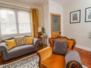 5 East Street Image 2