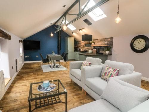 Darrowby Barn Image 3