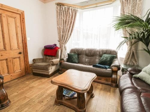 Victorian House Image 3