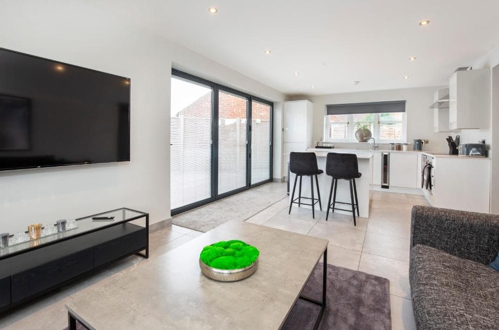 Stylish York Residence Image 1