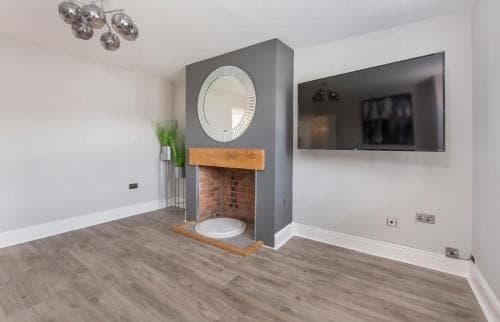 Stylish York Residence Image 3