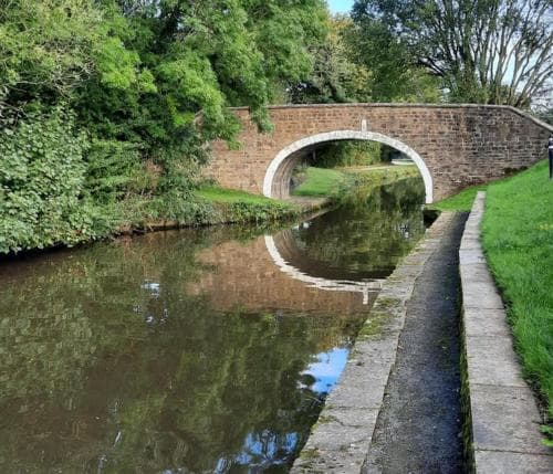 Beautiful 1-Bed Apartment in Shipley Image 3
