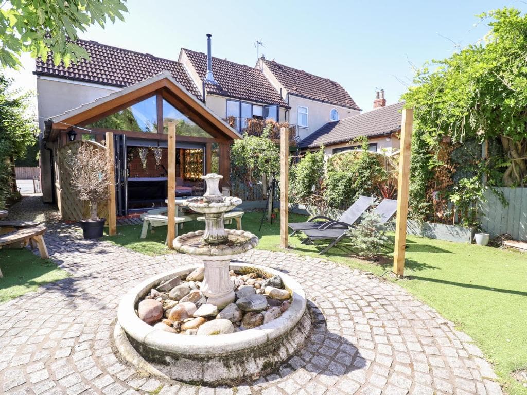 The Hide Away Image 1