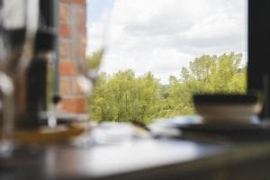 Modern 2-Bed Apartment - City Centre - FREE Wi-Fi - New - Image 2