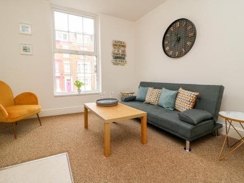 The Dukes Apartments, Flat 1 Image 6