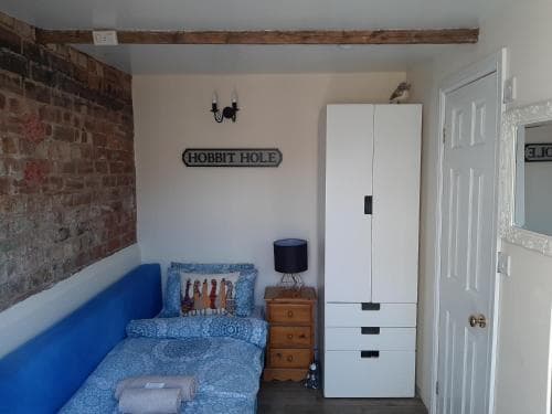 Salisbury Guest House - Free Parking Image 2