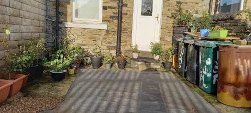 10, Burnett Place Image 2