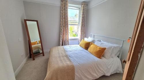 Brylie House, Large Central family home Image 2