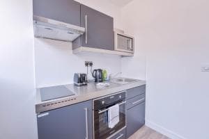 Lovely Studio Apartment in Central Sheffield Image 2