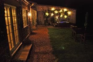Lantern Cottage - Stunning Sea Views, Beautiful Country Cottage, Hot-Tub - Ravenscar, North Yorks Image 2