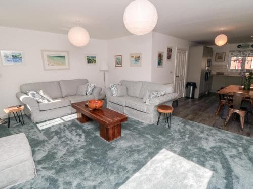 The Tidal Shack Image 3