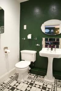 Mademoiselle's Boutique Holiday Accommodation Image 2