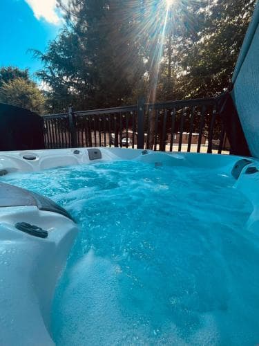 Coopers Corner, Lodge with Hot Tub Image 1