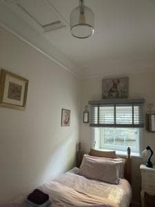 The Little Hideaway - Historic Gem off Haworth Main Street Image 2