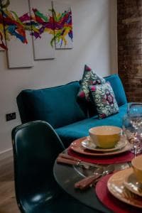 BV Lush Apartment At Conditioning House Bradford Image 2