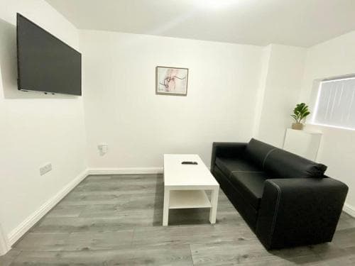 Tong Apartments Image 3