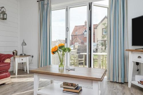 Harbour cottage Image 3