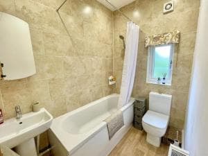 Beech Apartment Image 2