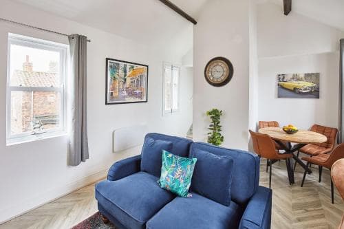 Host & Stay - 5, The Bank House Image 3