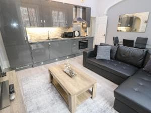 7 St Johns North Apartments Image 2