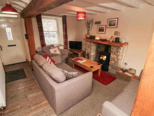 Crumble's Cottage Image 3