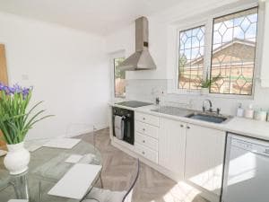 57 Westlands Way Image 2